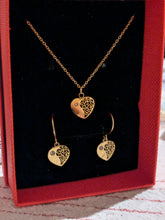 Charger l'image dans la galerie, Coffret parure cœur et strass - acier inoxydable doré