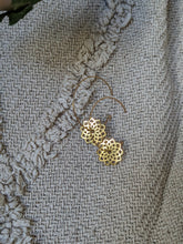 Charger l'image dans la galerie, Créoles fleur - acier inoxydable