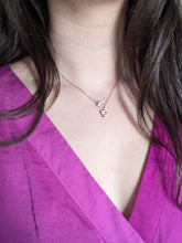 Charger l'image dans la galerie, Collier 2 strass coeurs - acier inoxydable doré