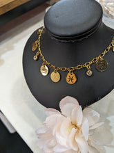 Charger l'image dans la galerie, Collier signes astrologiques - acier inoxydable (prix variable selon le nombre de pendentifs)