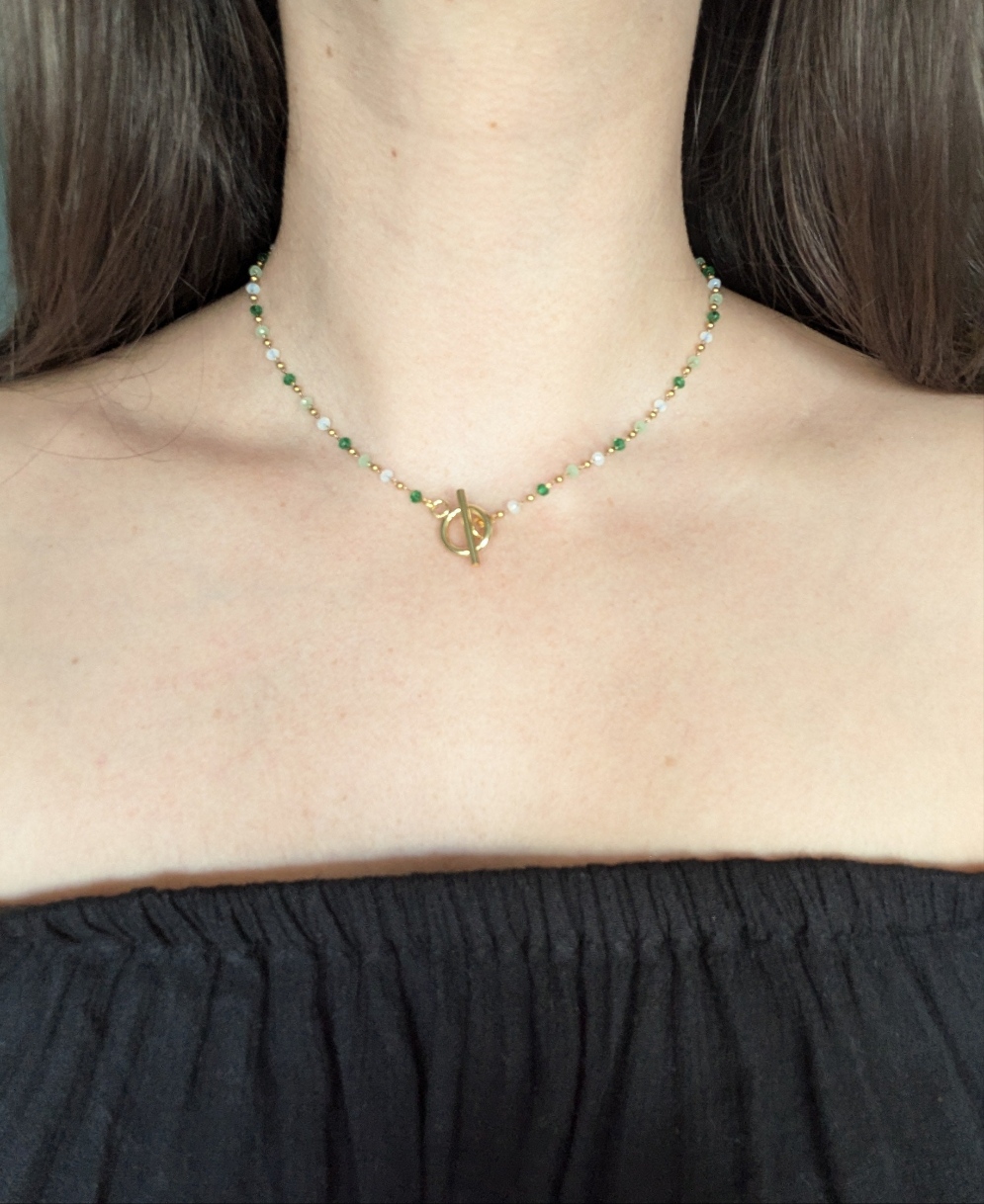 Collier petites perles et fermoir à l'avant - acier inoxydable doré