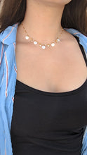 Charger et lire la vidéo dans la visionneuse de la Galerie, Collier nacre et strass - acier inoxydable
