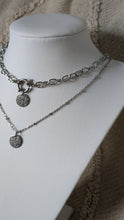 Charger et lire la vidéo dans la visionneuse de la Galerie, Collier bouée grosse maille et pendentif - acier inoxydable
