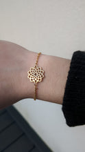 Charger et lire la vidéo dans la visionneuse de la Galerie, Bracelet mandala - acier inoxydable
