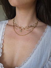 Charger l'image dans la galerie, Collier victorien blanc - acier inoxydable
