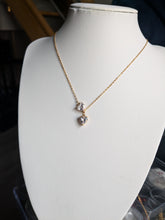 Charger l&#39;image dans la galerie, Collier strass coeur - acier inoxydable
