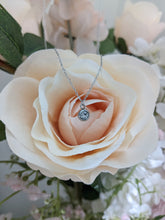 Charger l&#39;image dans la galerie, Collier strass - acier inoxydable
