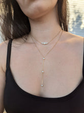 Charger l&#39;image dans la galerie, Long collier perles nacrées - acier inoxydable
