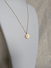 Charger l'image dans la galerie, Collier signe astrologique - acier inoxydable
