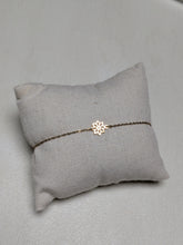 Charger l&#39;image dans la galerie, Bracelet forme strass - acier inoxydable
