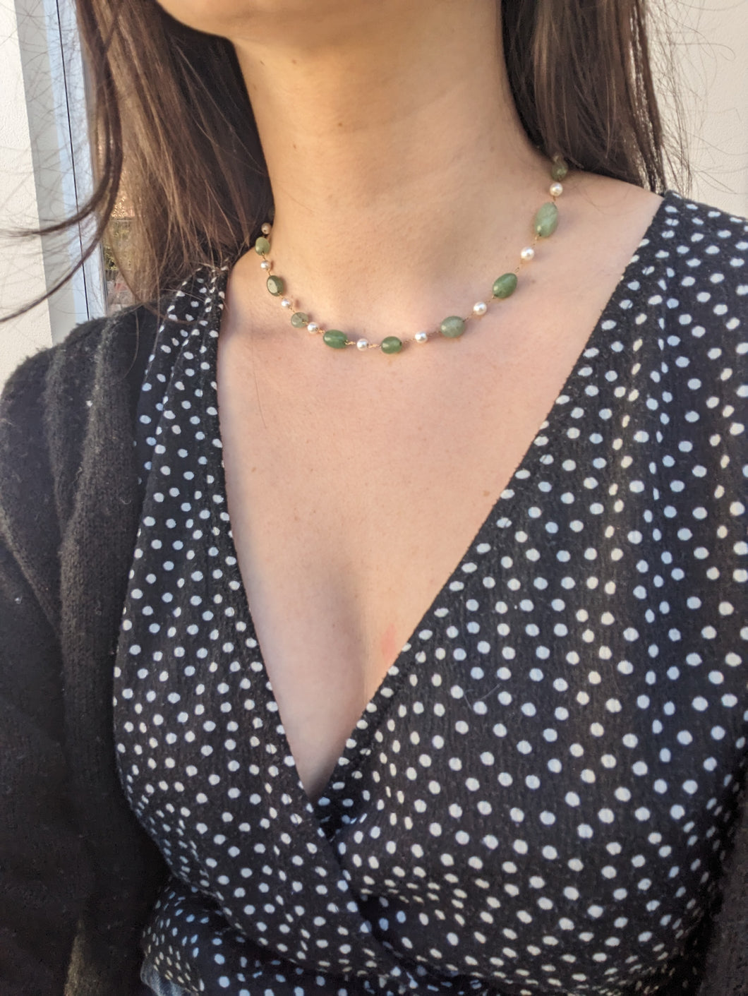 Collier perles nacrées et aventurine verte - acier inoxydable doré