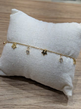 Charger l&#39;image dans la galerie, Bracelet mini étoiles / mini cœurs- acier inoxydable
