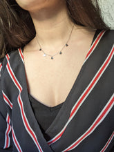 Charger l&#39;image dans la galerie, Collier mini-coeurs - Collection Saint Valentin
