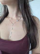 Charger l'image dans la galerie, Collier Y effet nacre - acier inoxydable

