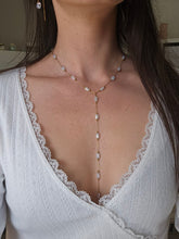 Charger l'image dans la galerie, Collier Y effet nacre - acier inoxydable
