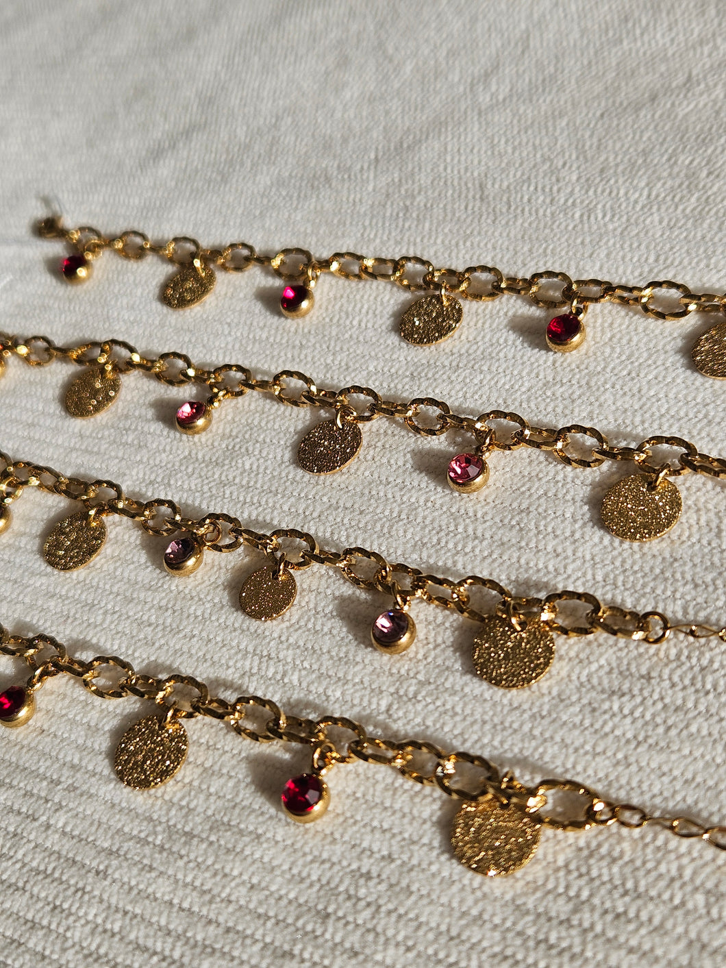 Bracelets breloques colorées - acier inoxydable doré