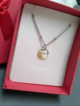 Charger l&#39;image dans la galerie, Collier je t&#39;aime - acier inoxydable
