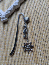 Charger l'image dans la galerie, Mini marque page mer - pendentifs aléatoires
