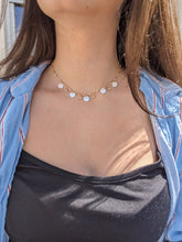 Charger l&#39;image dans la galerie, Collier nacre et strass - acier inoxydable
