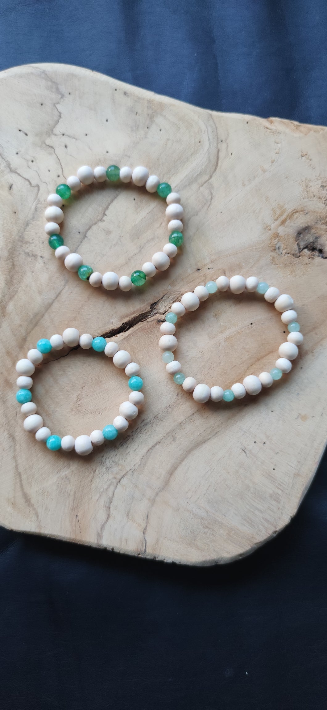 Trio de bracelets mixtes / perles fantaisies et pierres fines