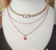 Charger l&#39;image dans la galerie, Collier double doré et rouge avec pendentif rouge - acier inoxydable
