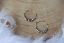 Charger l&#39;image dans la galerie, Créoles perles differentes - acier inoxydable
