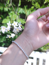 Charger l&#39;image dans la galerie, Bracelet perle forme riz - fermeture acier inoxydable
