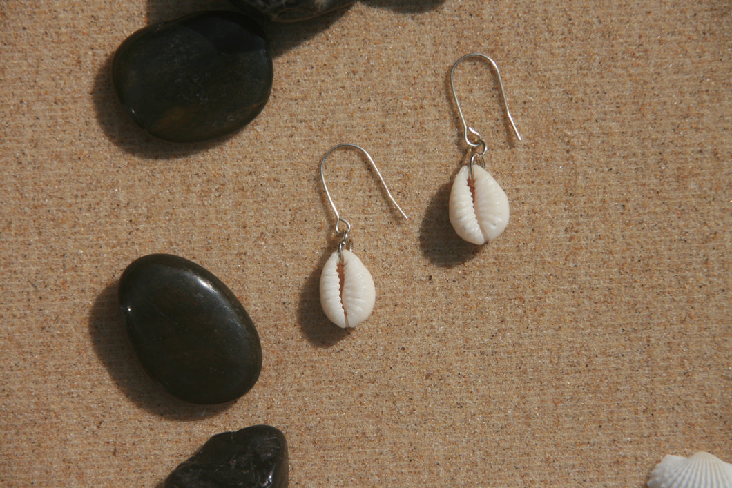 Boucles d'oreilles argentées coquillage - fantaisie upcyclée