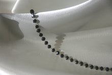 Charger l&#39;image dans la galerie, Collier chaine perles brillantes - acier inoxydable
